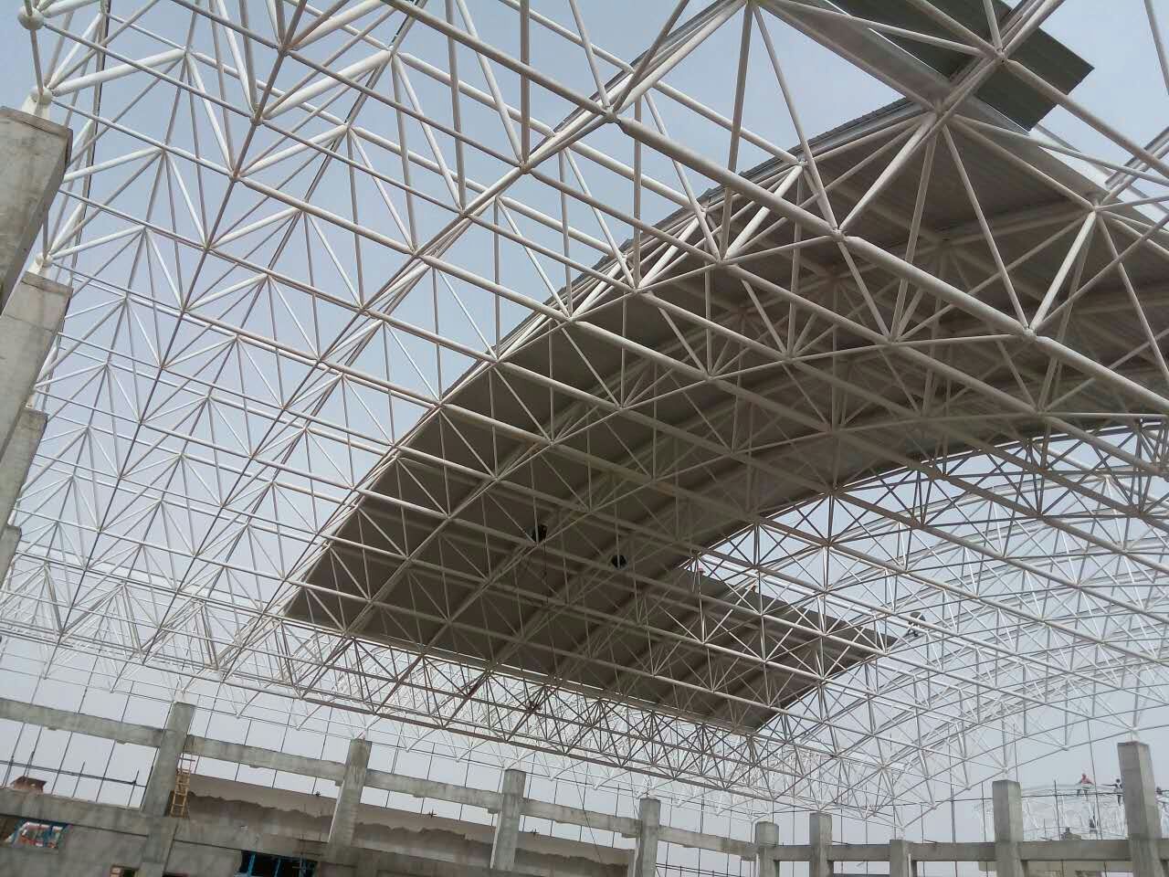宜都青岛一汽网架